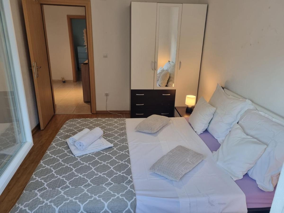 Apartment Boba シニ エクステリア 写真